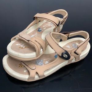 Gold Pigeon Ergonomic Sandal